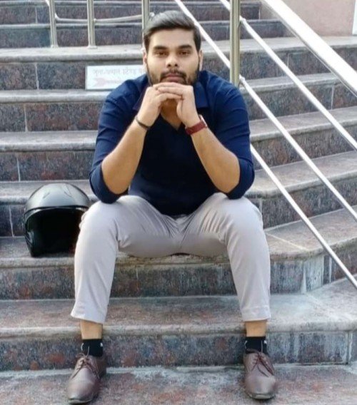 Best Economics,Accounts tutor in Varanasi