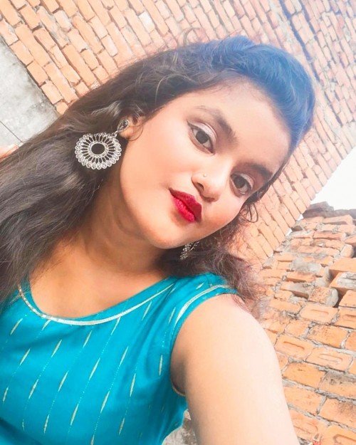 Best All Academic Subjects,English,Hindi tutor in Varanasi